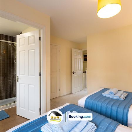 3 Bedroom House By B And R Serviced Accommodation Amesbury With Super Fast Wi-Fi 145Mbps Luaran gambar