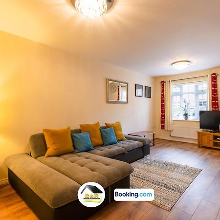 3 Bedroom House By B And R Serviced Accommodation Amesbury With Super Fast Wi-Fi 145Mbps Luaran gambar