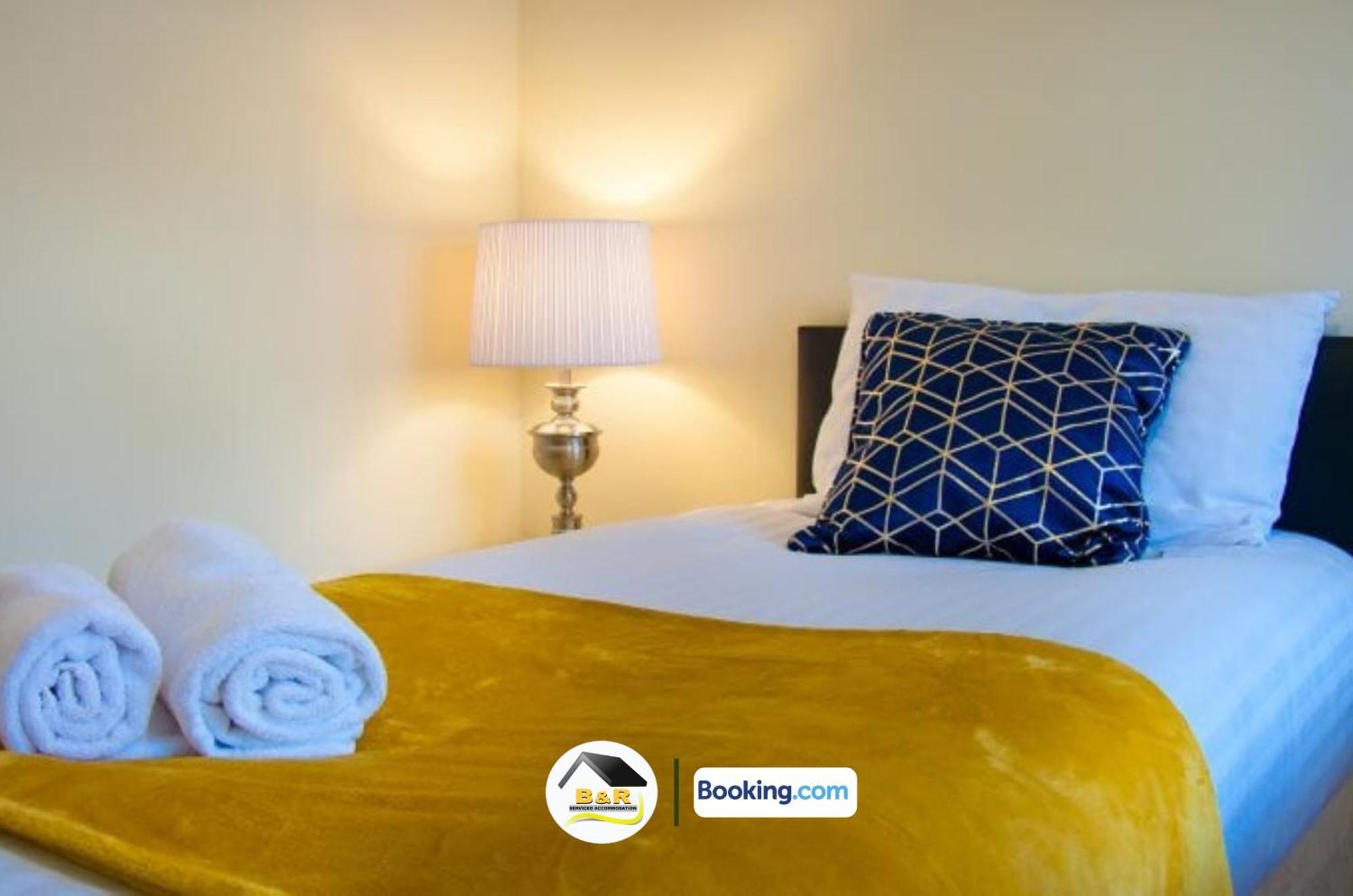3 Bedroom House By B And R Serviced Accommodation Amesbury With Super Fast Wi-Fi 145Mbps Luaran gambar