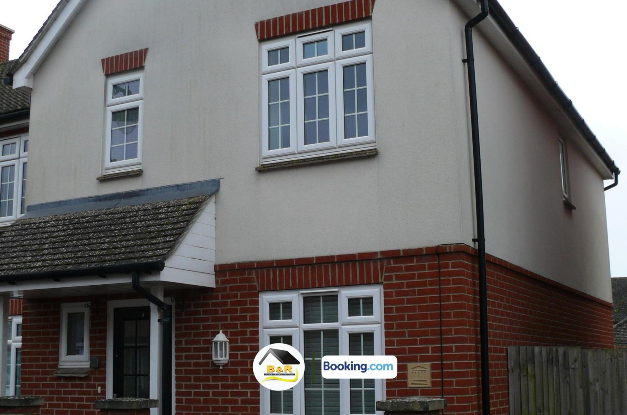 3 Bedroom House By B And R Serviced Accommodation Amesbury With Super Fast Wi-Fi 145Mbps Luaran gambar