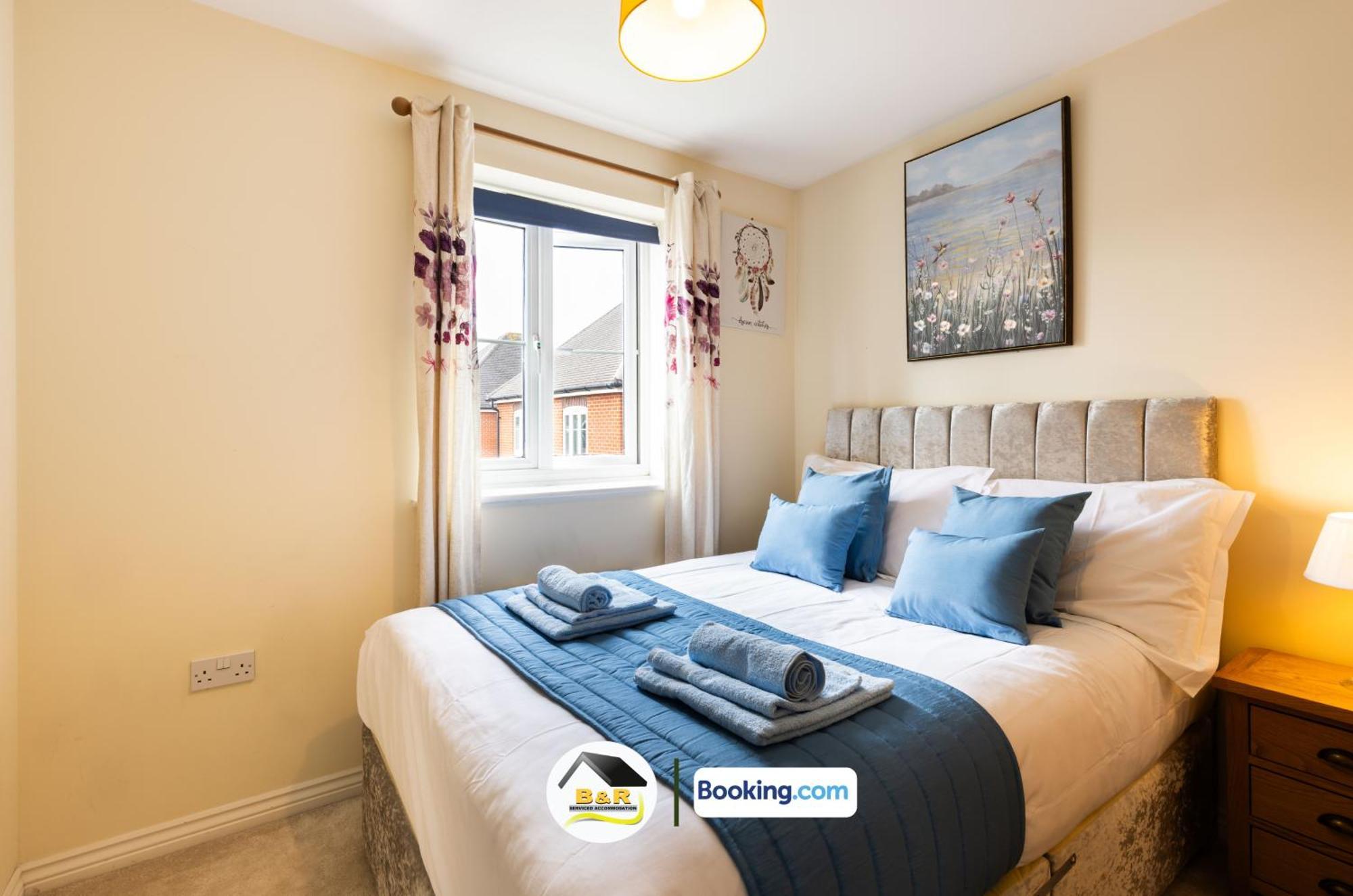 3 Bedroom House By B And R Serviced Accommodation Amesbury With Super Fast Wi-Fi 145Mbps Luaran gambar